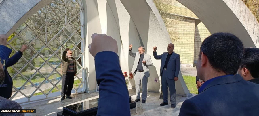 مراسم غبار روبی مزار شهید و دعای توسل  2