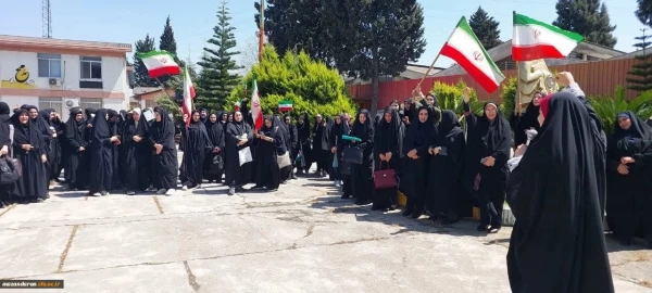 تجمع دانشگاهیان دانشگاه فرهنگیان مازندران در حمایت از عملیات مقتدرانه «وعده صادق»
 2