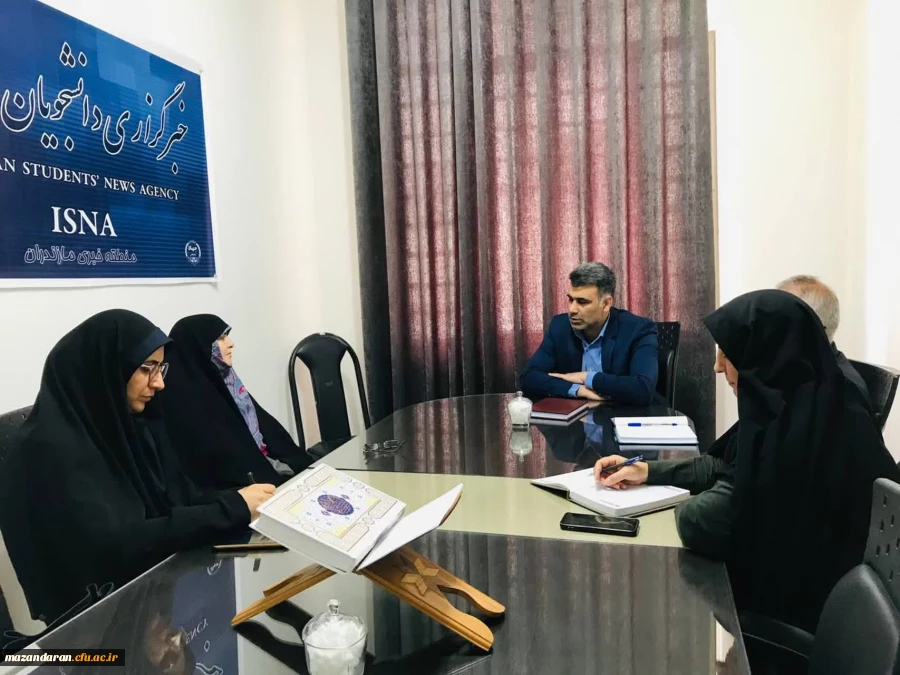 نشست رضایی منش ریاست پردیس فاطمه الزهرا س و دکتر یوسفی مهر ریاست جهاد دانشگاهی مازندران ساداتی و تقوی معاونین محترم ایشان 2