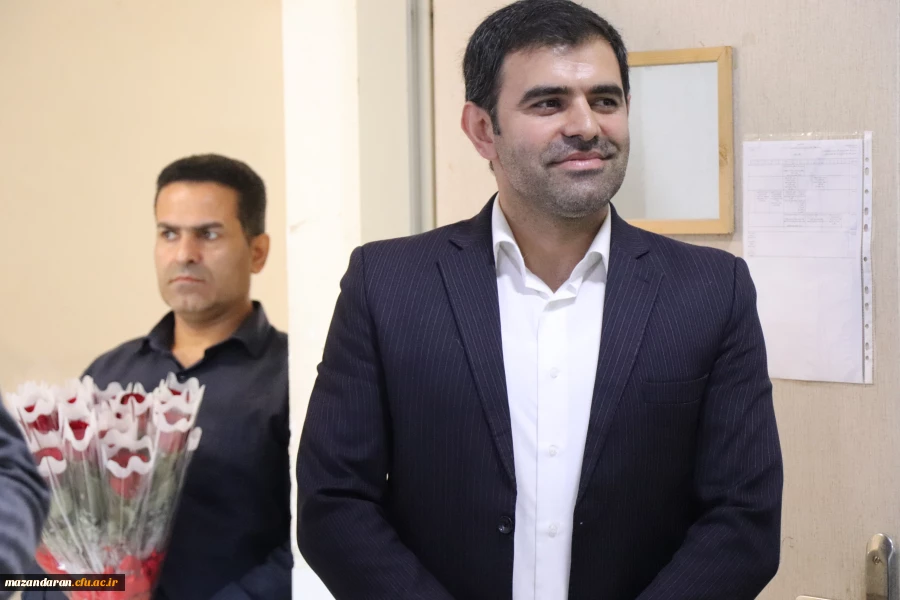 معلمان ویژه ترین عنصر نظام آموزشی هستند. 9