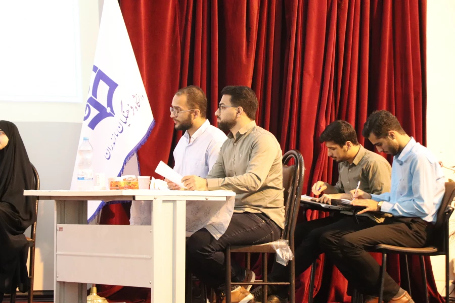 مناظره دانشجویی مرحله استانی 3