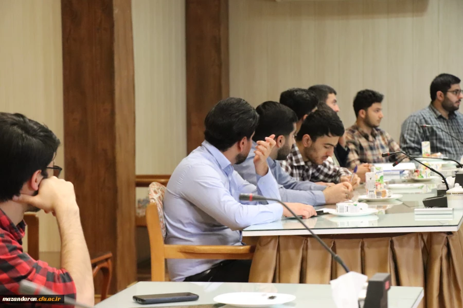 نشست هم اندیشی مدیریت استان و کانون های دانشجویی  3