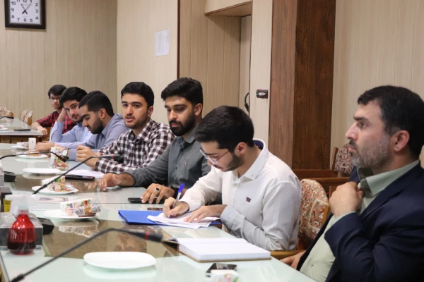 نشست هم اندیشی مدیریت استان و کانون های دانشجویی  8