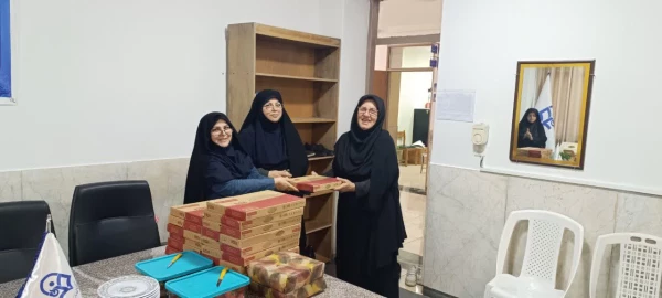 نشست صمیمانه رضائی منش ریاست پردیس فاطمه الزهرا س ساری و کارکنان و تبریک دهه کرامت  2
