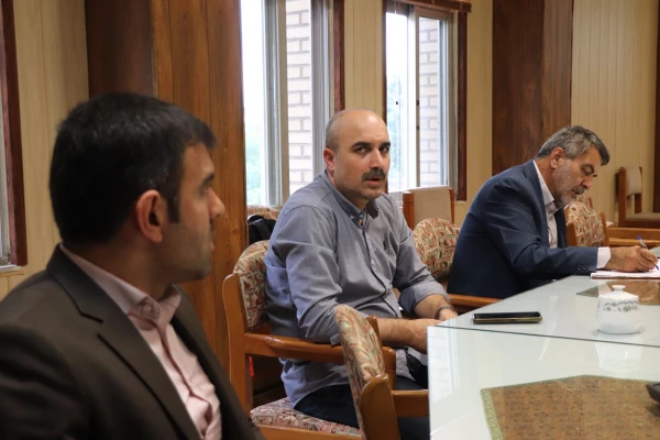 جلسه ارزیابی درونی گروه های آموزشی 5