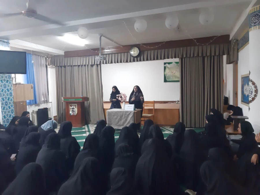 برگزاری جلسه توجیهی امور دانشجویی و دانشجو معلمان جهت تبیین اهمیت نقش شورای صنفی رفاهی  5