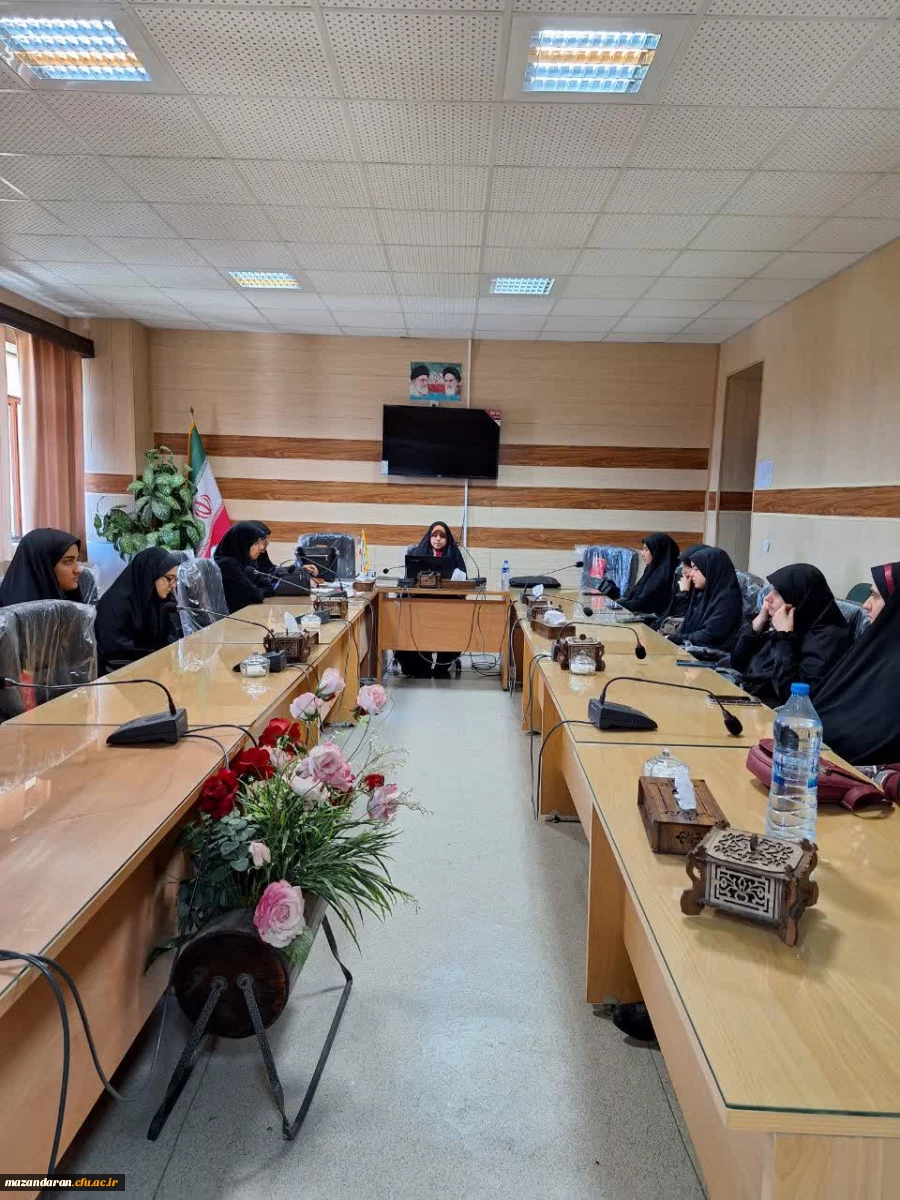 برگزاری کارگاه الگوی زن مسلمان توسط صرامی استاد دانشگاه فرهنگیان مازندران  3