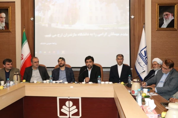 نشست صمیمی معاون وزارت عتف با جامعه نخبگان دانشگاهی استان مازندران 7