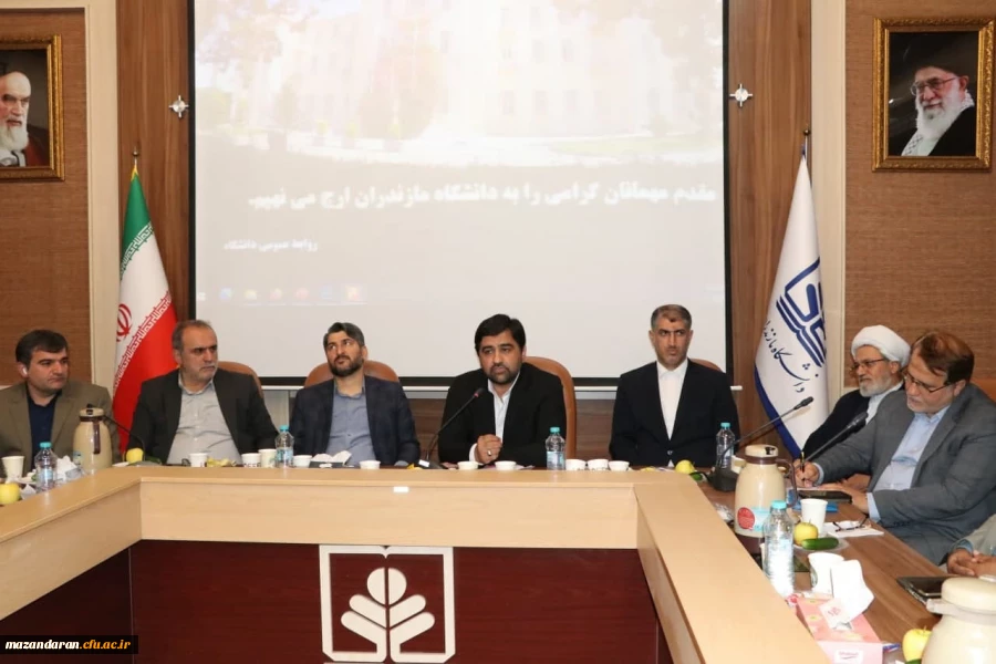 نشست صمیمی معاون وزارت عتف با جامعه نخبگان دانشگاهی استان مازندران 7