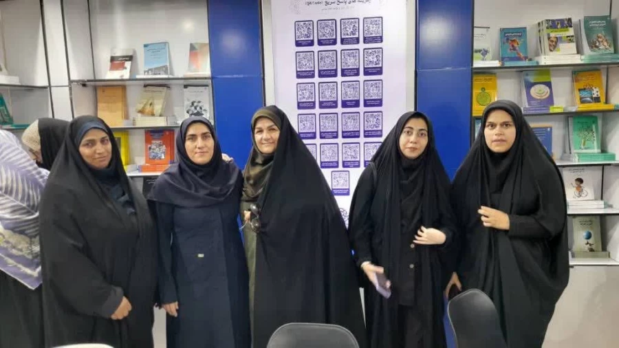 حضور در سی و پنجمین نمایشگاه بین المللی کتاب تهران 4