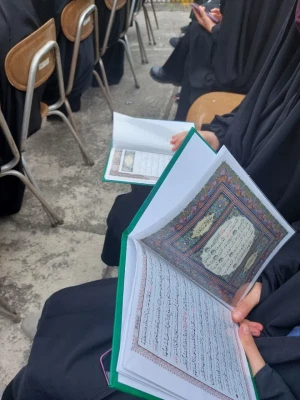 انَّا لِلَّهِ وَإِنَّا إِلَیْهِ رَاجِعُونَ 4