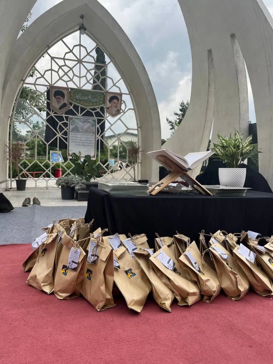 برگزاری مراسم سوگواری شهادت آیت الله رئیسی و همراهان ایشان با جضور خادمین رضوی در جوار شهید خوشنام پردیس فاطمه الزهرا س ساری  3