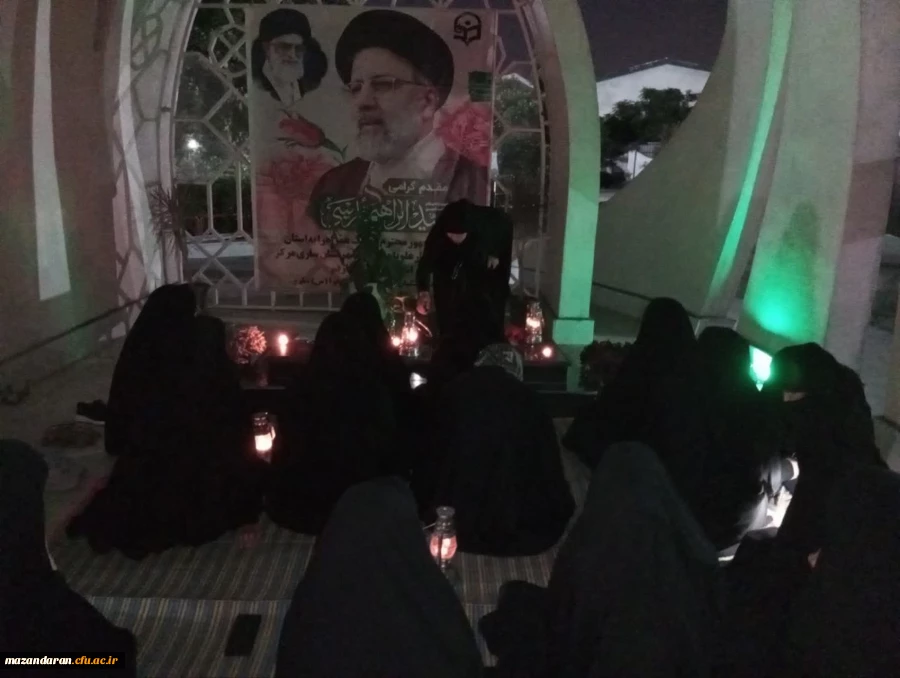 مراسم شام غریبان شهدای خدمت در جوار شهید خوشنام همراه با مدیحه سرایی وقرائت سوره مبارکه واقعه با حضور دانشجو معلمان حاضر در سرا  5