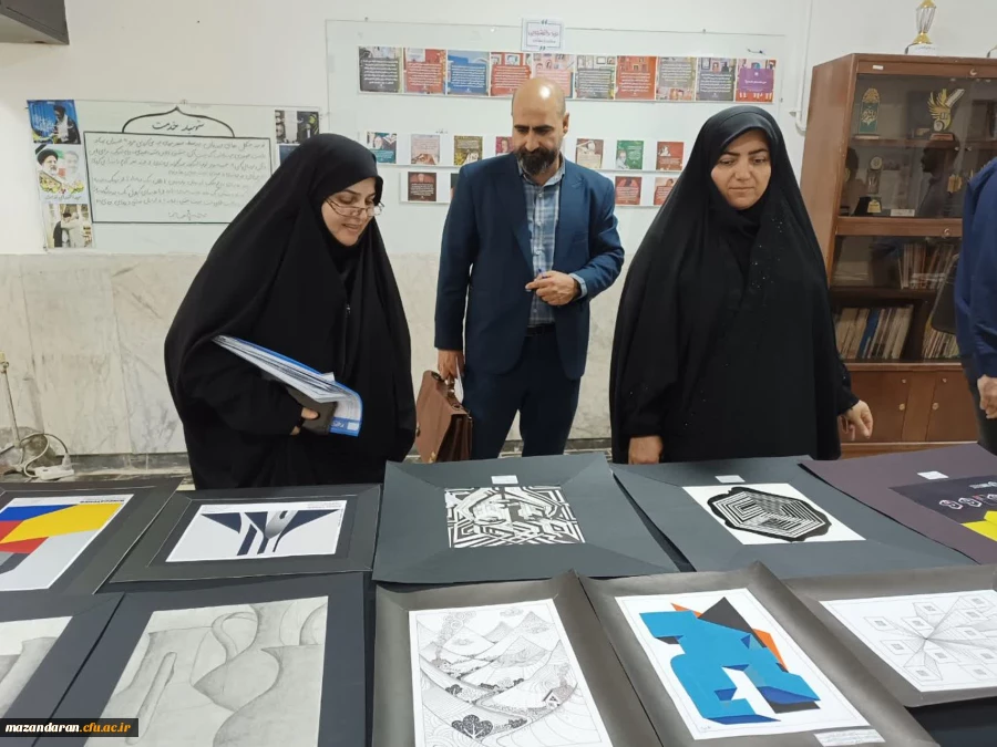 برپایی نمایشگاه آثار  نقاشی  و خوشنویسی مهارت آموزان دبیری در پردیس فاطمه الزهرا س ساری  2
