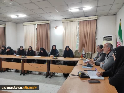 نشست صمیمی مدیریت دانشگاه فرهنگیان استان مازندران با دانشجویان