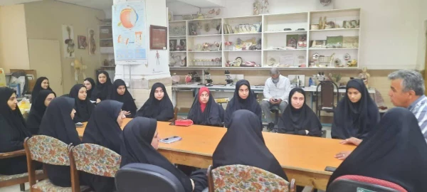 بازدید از پژوهشسرای جابربن حیان شهرستان قائمشهر  2