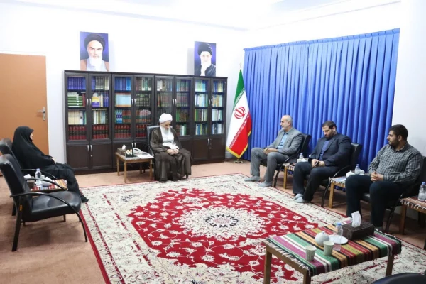 دیدار رئیس و معاونین دانشگاه فرهنگیان استان مازندران با نماینده ولی فقیه در مازندران 5