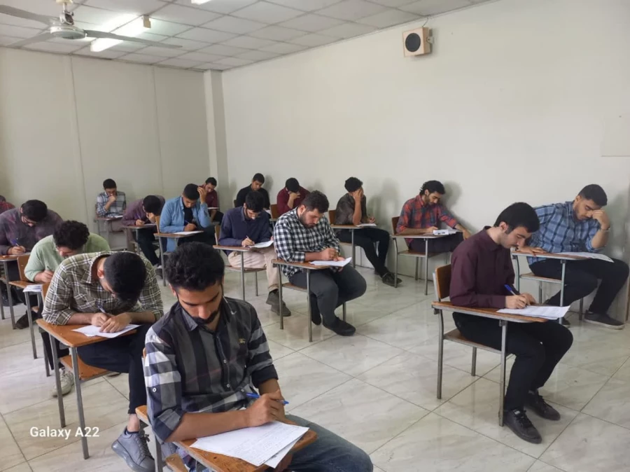 برگزاری امتحانات پایان ترم سال تحصیلی  1403-1402 3