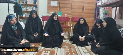 بصیرت افزایی دانشجو معلمان پردیس فاطمه الزهرا (س) ساری با حضور ریاست پردیس در اتاق های سرای دانشجویی 