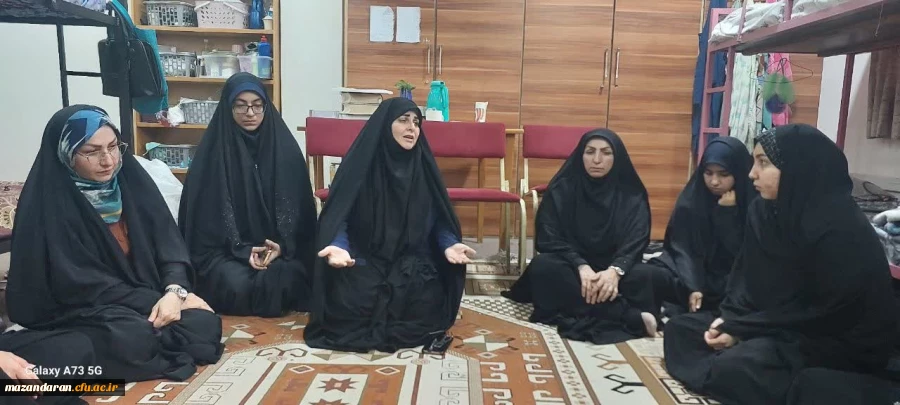 بصیرت افزایی دانشجو معلمان پردیس فاطمه الزهرا س ساری با حضور رضایی منش ریاست پردیس خواهران در اتاق های سرای دانشجویی  2