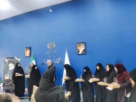 انتخاب معصومه رضایی منش ریاست پردیس فاطمه الزهرا س ساری به  عنوان یکی از هشت بانوی تاثیرگذار استان مازندران  2