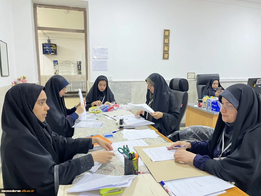 برگزاری روز دوم ارزیابی تکمیلی داوطلبان ورود به دانشگاه فرهنگیان و بازدید مسرور ریاست اداره حراست دانشگاه فرهنگیان مازندران و سید عابدین خدادادی معاونت هماهنگی و پشتیبانی از روند مصاحبه 
 18