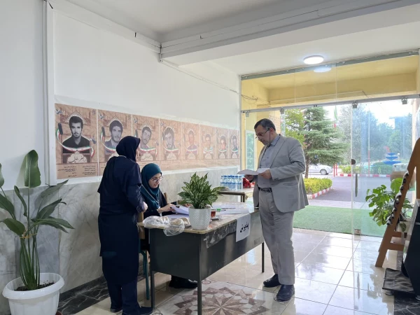 برگزاری روز دوم ارزیابی تکمیلی داوطلبان ورود به دانشگاه فرهنگیان و بازدید مسرور ریاست اداره حراست دانشگاه فرهنگیان مازندران و سید عابدین خدادادی معاونت هماهنگی و پشتیبانی از روند مصاحبه 
 6