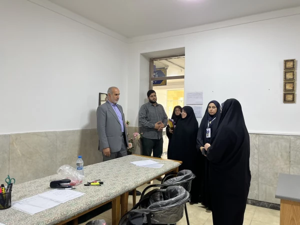 روز اول اجرای ارزیابی تکمیلی  داوطلبان ورود به دانشگاه فرهنگیان و بازدید لطف الله مهدوی ریاست دانشگاه فرهنگیان مازندران و رضایی منش ریاست پردیس خواهران ساری از روند مصاحبه و دیدار با اولیا ی داوطلبان  13