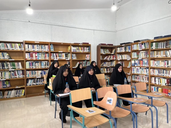 روز اول اجرای ارزیابی تکمیلی  داوطلبان ورود به دانشگاه فرهنگیان و بازدید لطف الله مهدوی ریاست دانشگاه فرهنگیان مازندران و رضایی منش ریاست پردیس خواهران ساری از روند مصاحبه و دیدار با اولیا ی داوطلبان  16