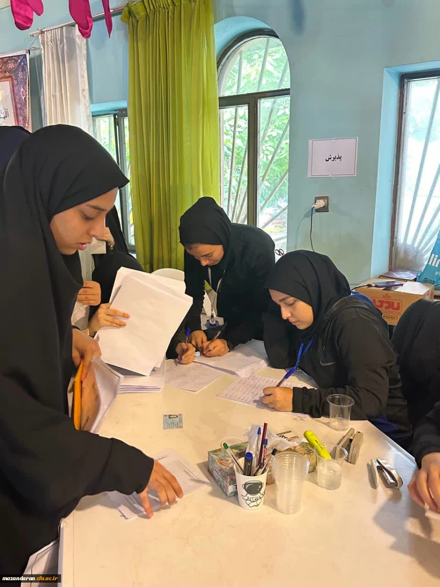 روز سوم  اجرای ارزیابی تکمیلی  داوطلبان ورود به دانشگاه فرهنگیان و بازدید لطف الله مهدوی ریاست دانشگاه فرهنگیان مازندران و رضایی منش ریاست پردیس خواهران ساری از روند مصاحبه و دیدار با اولیا ی داوطلبان 21