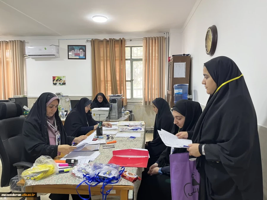 روز سوم  اجرای ارزیابی تکمیلی  داوطلبان ورود به دانشگاه فرهنگیان و بازدید لطف الله مهدوی ریاست دانشگاه فرهنگیان مازندران و رضایی منش ریاست پردیس خواهران ساری از روند مصاحبه و دیدار با اولیا ی داوطلبان 13