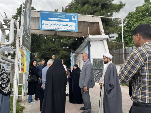 روز سوم  اجرای ارزیابی تکمیلی  داوطلبان ورود به دانشگاه فرهنگیان و بازدید لطف الله مهدوی ریاست دانشگاه فرهنگیان مازندران و رضایی منش ریاست پردیس خواهران ساری از روند مصاحبه و دیدار با اولیا ی داوطلبان 15