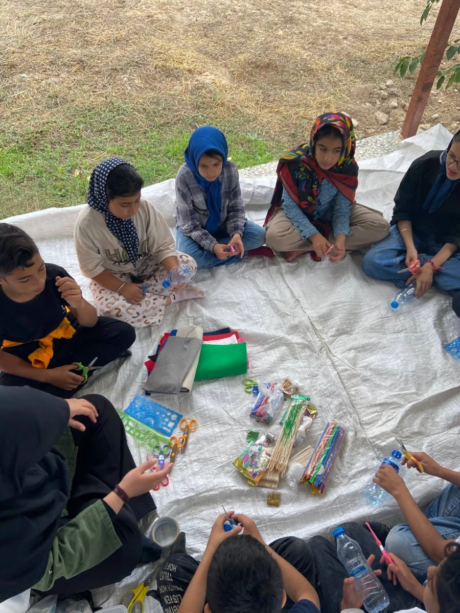 اردو چهار روزه گروه جهادی ایثار با محوریت فعالیت های آموزشی فرهنگی و عمرانی  5