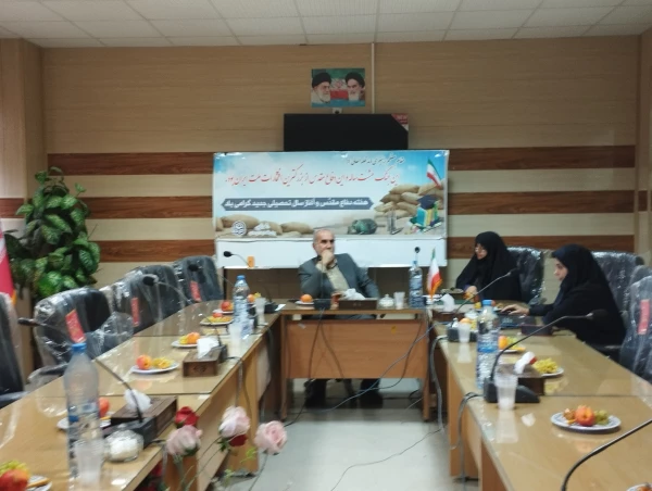 جلسه شورای اداری کارکنان پردیس فاطمه الزهرا (س) ساری در آغازین روز ماه مهر 4