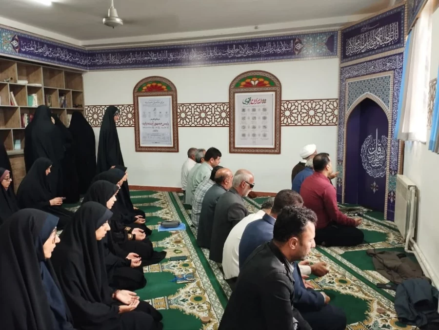 تجمع دانشجویان پردیس فاطمه الزهرا (س)  در محکومیت جنایات اسرائیل در لبنان 
 2