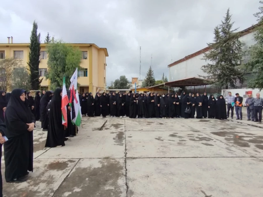 تجمع دانشجویان پردیس فاطمه الزهرا (س)  در محکومیت جنایات اسرائیل در لبنان 
 2