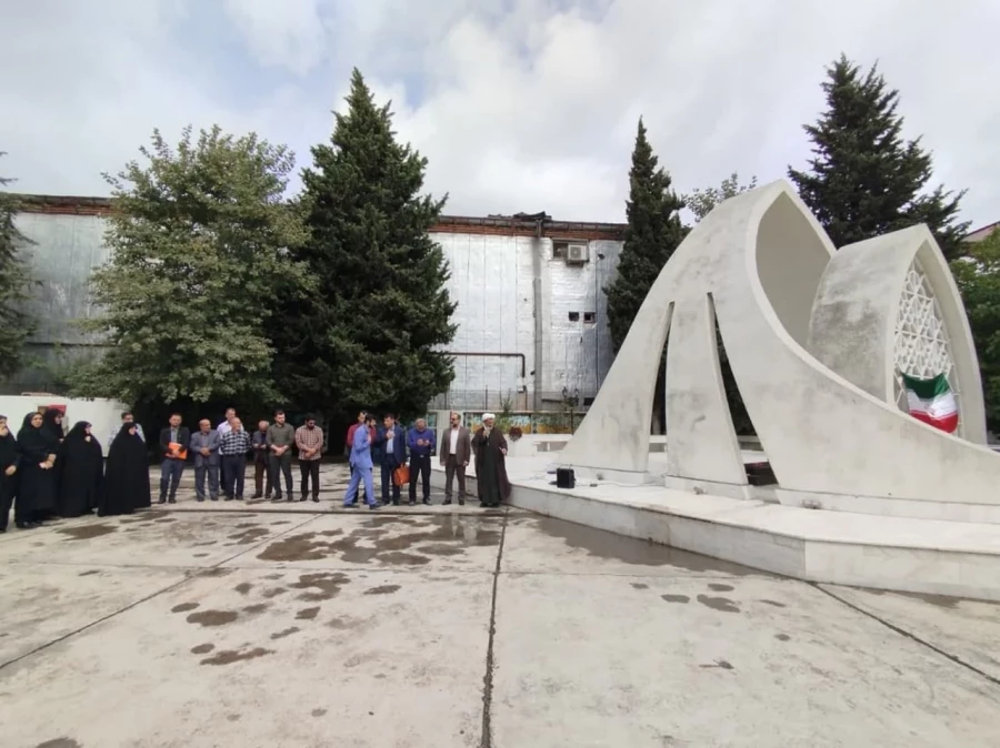 تجمع دانشجویان پردیس فاطمه الزهرا (س)  در محکومیت جنایات اسرائیل در لبنان 
 2