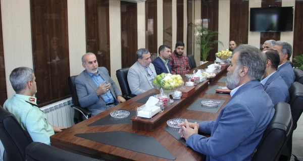 دیدار رئیس دانشگاه فرهنگیان مازندران با فرمانده نیروی انتظامی استان مازندران
 4