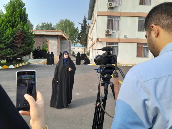 ضبط فیلم وتهیه مستند از المان شهید گمنام دانشگاه 3