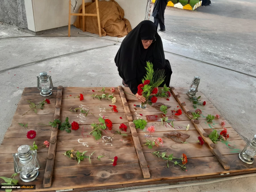 ضبط فیلم وتهیه مستند از المان شهید گمنام دانشگاه 7