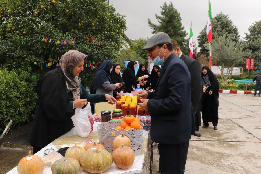 جشن گرامیداشت روز مازندران در پردیس فاطمه الزهرا (س) ساری برگزار شد. 2