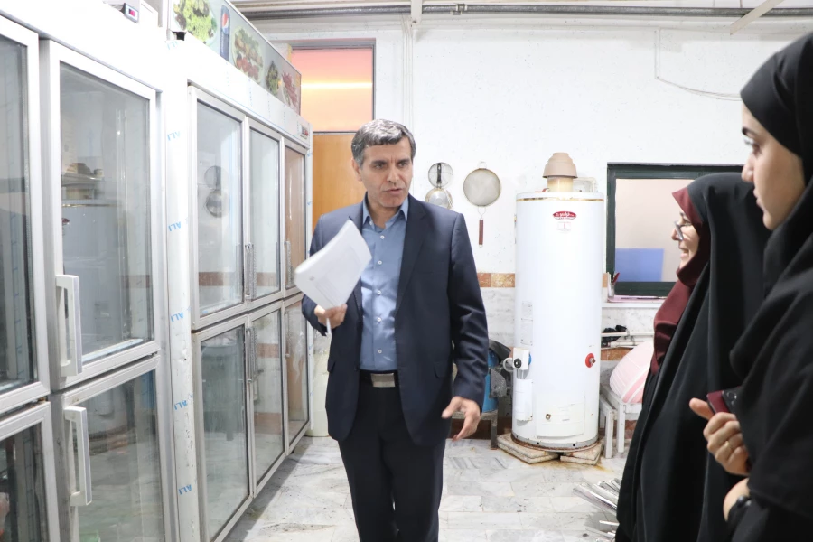 بازدید کرامتی رئیس اداره ارزیابی مازندران از پردیس فاطمه الزهرا (س) ساری 2
