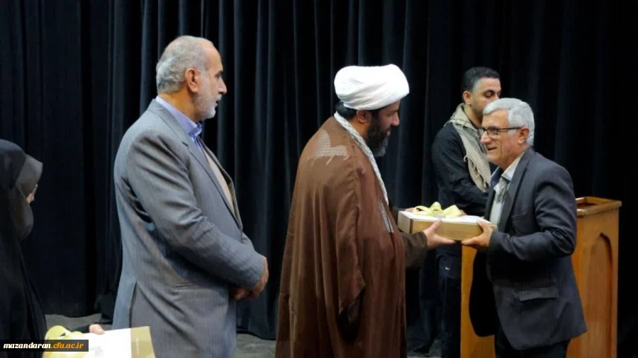 برگزاری دومین یادواره شهدای دانشجو معلم پردیس فاطمه الزهرا (س) ساری در مجتمع فرهنگی هنری فرهنگ و ارشاد اسلامی، سالن آمفی تئاتر سلمان هراتی در تاریخ ۲۹ آبان ماه ۱۴۰۳  2