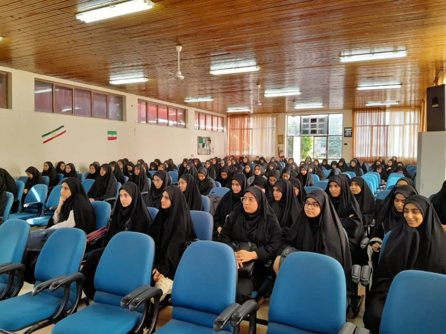 اهدای قرآن های مقام معظم رهبری 5