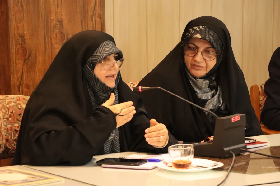 نشست هم اندیشی اساتید و اعضای هیئت علمی دانشگاه فرهنگیان مازندران با موضوع راهکارهای تسهیل ازدواج دانشجومعلمان 5