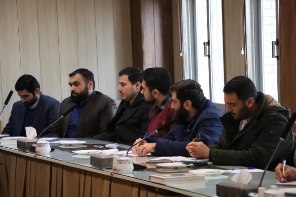 برگزاری نشست رئیس و کارکنان اداره حراست دانشگاه فرهنگیان مازندران در راستای هماهنگی امور مرتبط با سومین جشنواره اقوام دانشگاه فرهنگیان 
 3