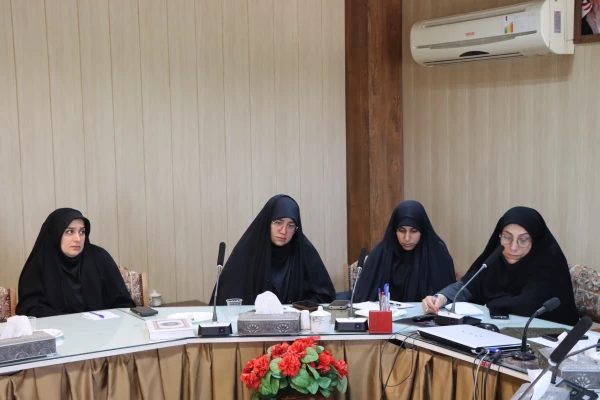 برگزاری نشست رئیس و کارکنان اداره حراست دانشگاه فرهنگیان مازندران در راستای هماهنگی امور مرتبط با سومین جشنواره اقوام دانشگاه فرهنگیان 
 5