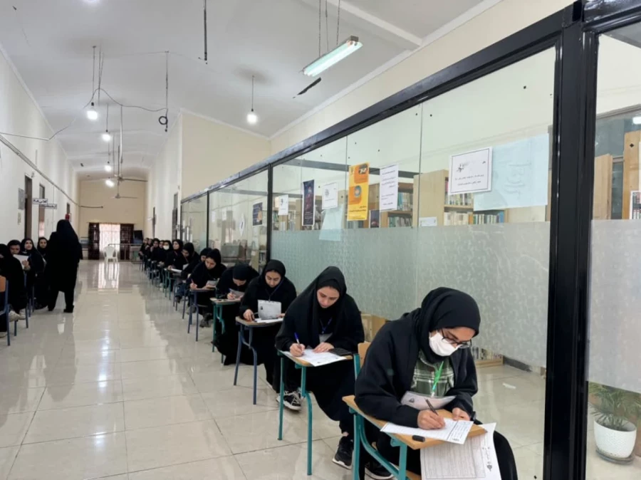 آخرین روز برگزاری امتحانات پایان ترم دانشجویان با حضور رضایی منش رئیس پردیس فاطمه الزهرا (س) ساری 2