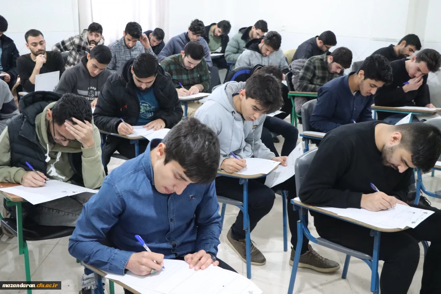 بازدید رئیس دانشگاه فرهنگیان مازندران از فرایند برگزار امتحانات پایان ترم پردیس دکتر شریعتی ساری 6