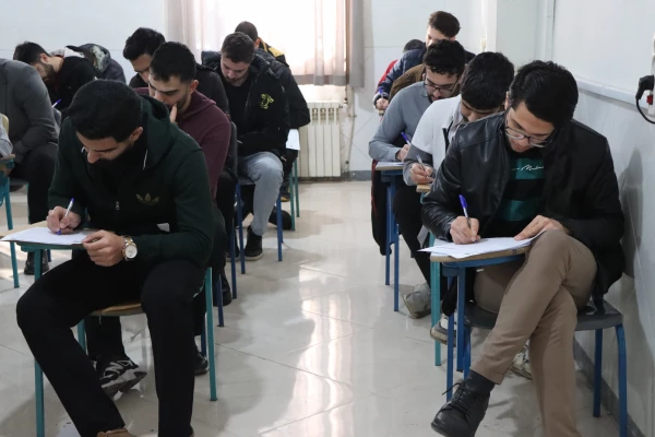 بازدید رئیس دانشگاه فرهنگیان مازندران از فرایند برگزار امتحانات پایان ترم پردیس دکتر شریعتی ساری 8